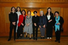 Время словно замирало... Волшебные звуки органа в Баку (ФОТО)