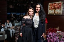 Мелодии огня Милены Набиевой –  красочный и теплый вечер с друзьями (ФОТО)