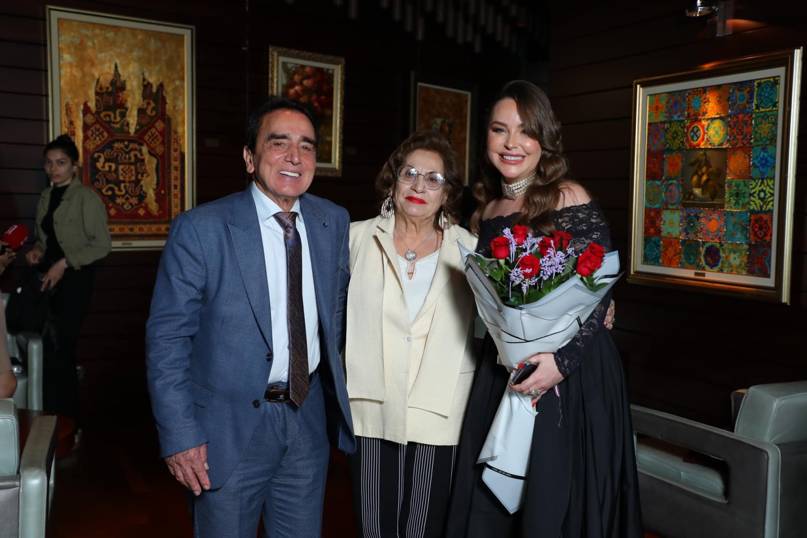 Мелодии огня Милены Набиевой –  красочный и теплый вечер с друзьями (ФОТО)