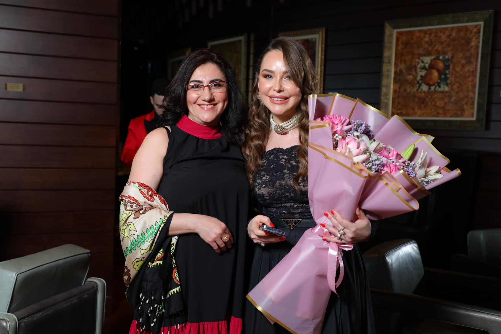 Мелодии огня Милены Набиевой –  красочный и теплый вечер с друзьями (ФОТО)