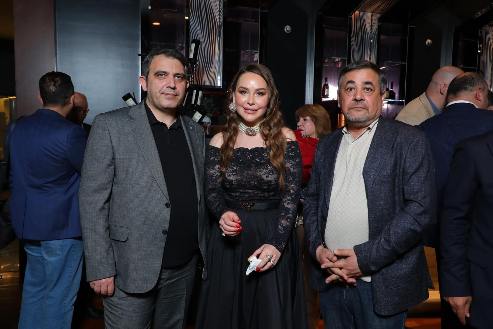 Мелодии огня Милены Набиевой –  красочный и теплый вечер с друзьями (ФОТО)