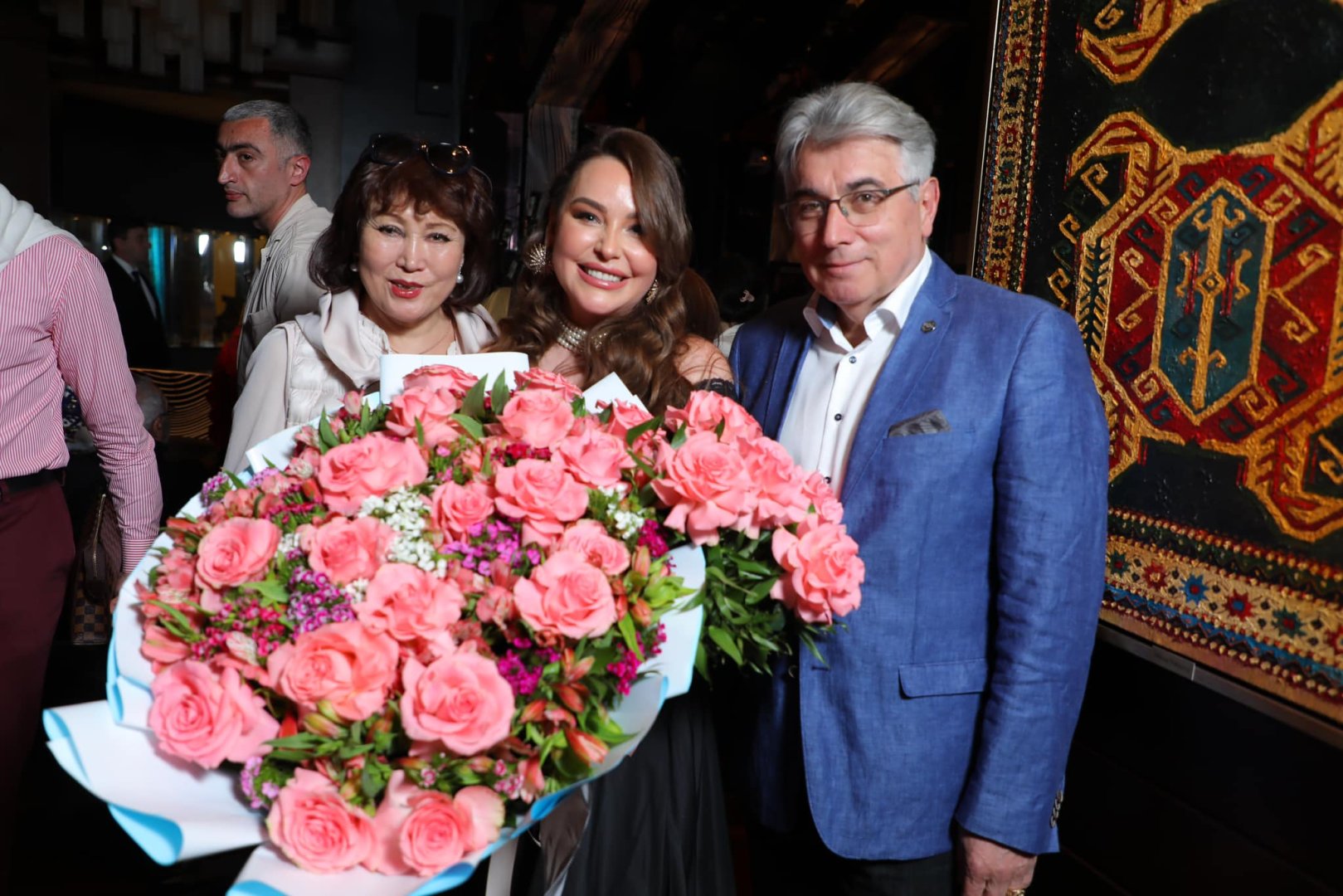 Мелодии огня Милены Набиевой –  красочный и теплый вечер с друзьями (ФОТО)