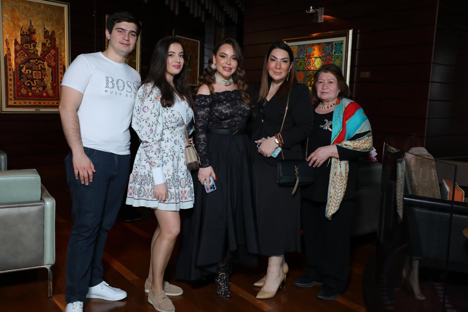 Мелодии огня Милены Набиевой –  красочный и теплый вечер с друзьями (ФОТО)