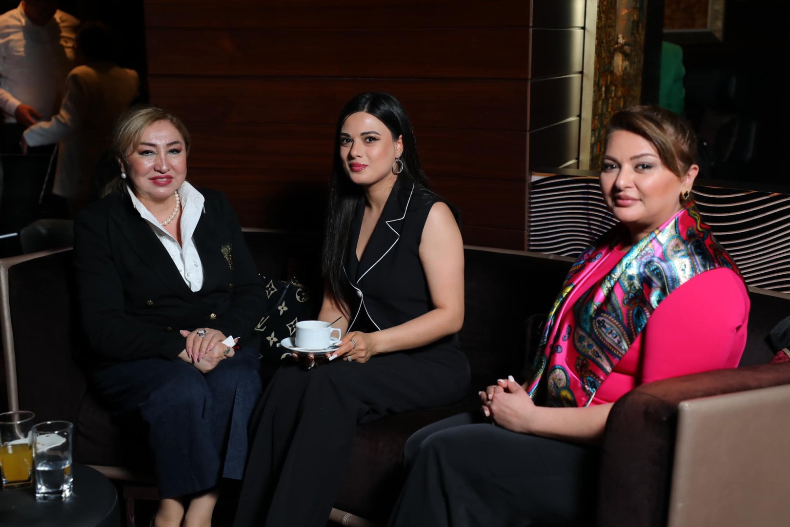 Мелодии огня Милены Набиевой –  красочный и теплый вечер с друзьями (ФОТО)