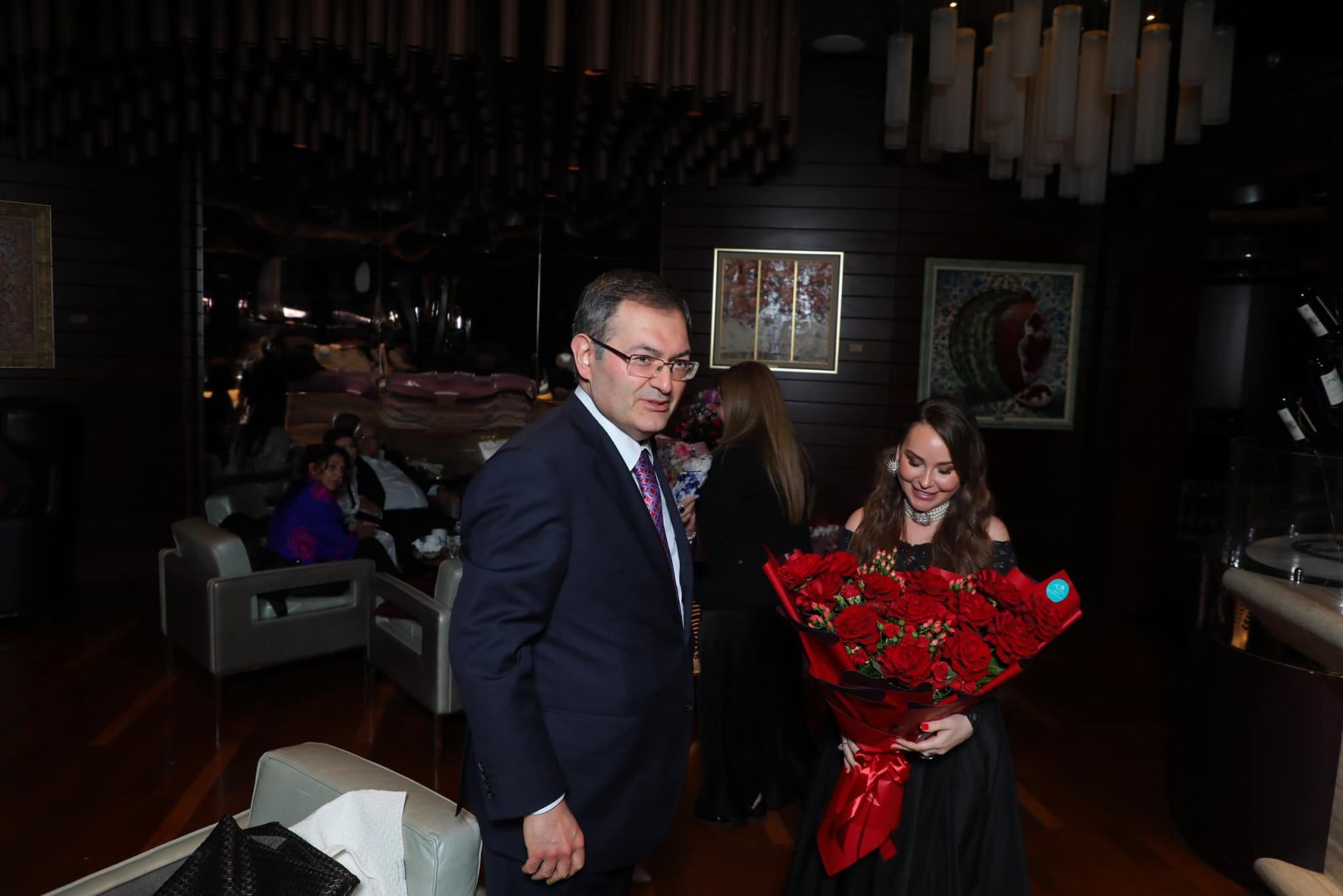 Мелодии огня Милены Набиевой –  красочный и теплый вечер с друзьями (ФОТО)