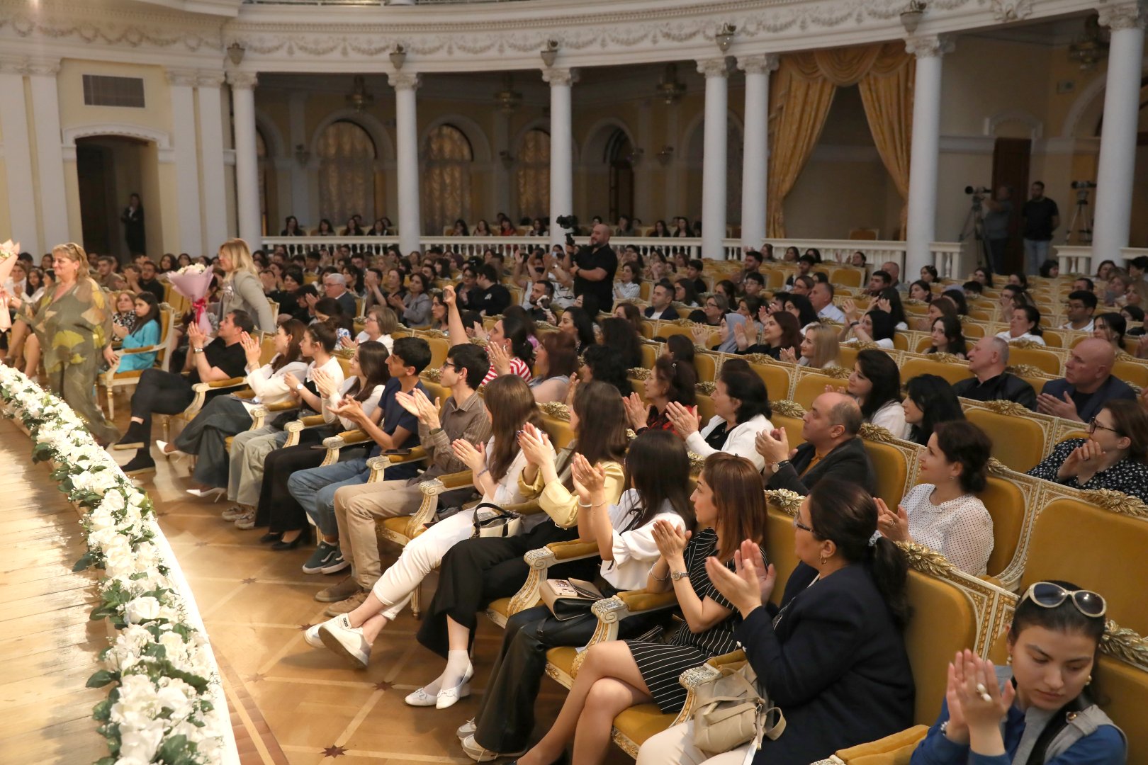 В Баку состоялся концерт "Молодые оперные звезды" в рамках  Международного  фестиваля Фидан Гаджиевой (ФОТО)