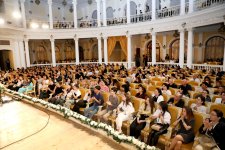 В Баку состоялся концерт "Молодые оперные звезды" в рамках  Международного  фестиваля Фидан Гаджиевой (ФОТО)