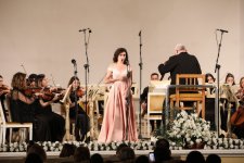 В Баку состоялся концерт "Молодые оперные звезды" в рамках  Международного  фестиваля Фидан Гаджиевой (ФОТО)