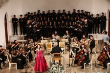 В Баку состоялся концерт "Молодые оперные звезды" в рамках  Международного  фестиваля Фидан Гаджиевой (ФОТО)