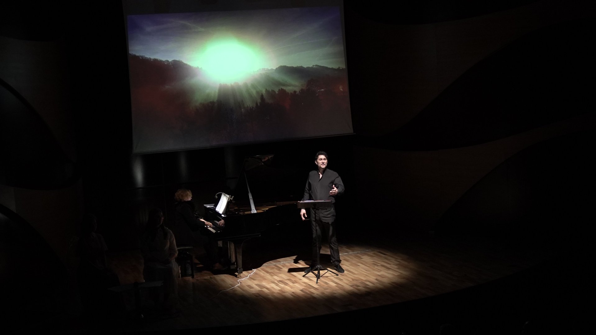 Разнообразие тембров и тонкость интерпретаций: "Пушкин без границ" в Баку (ФОТО)