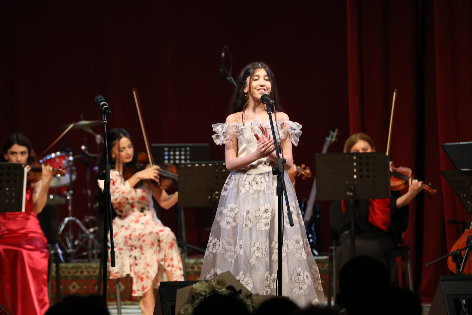 Концерт "Юные таланты" прошел в рамках Международного оперного фестиваля Фидан Гаджиевой (ФОТО)