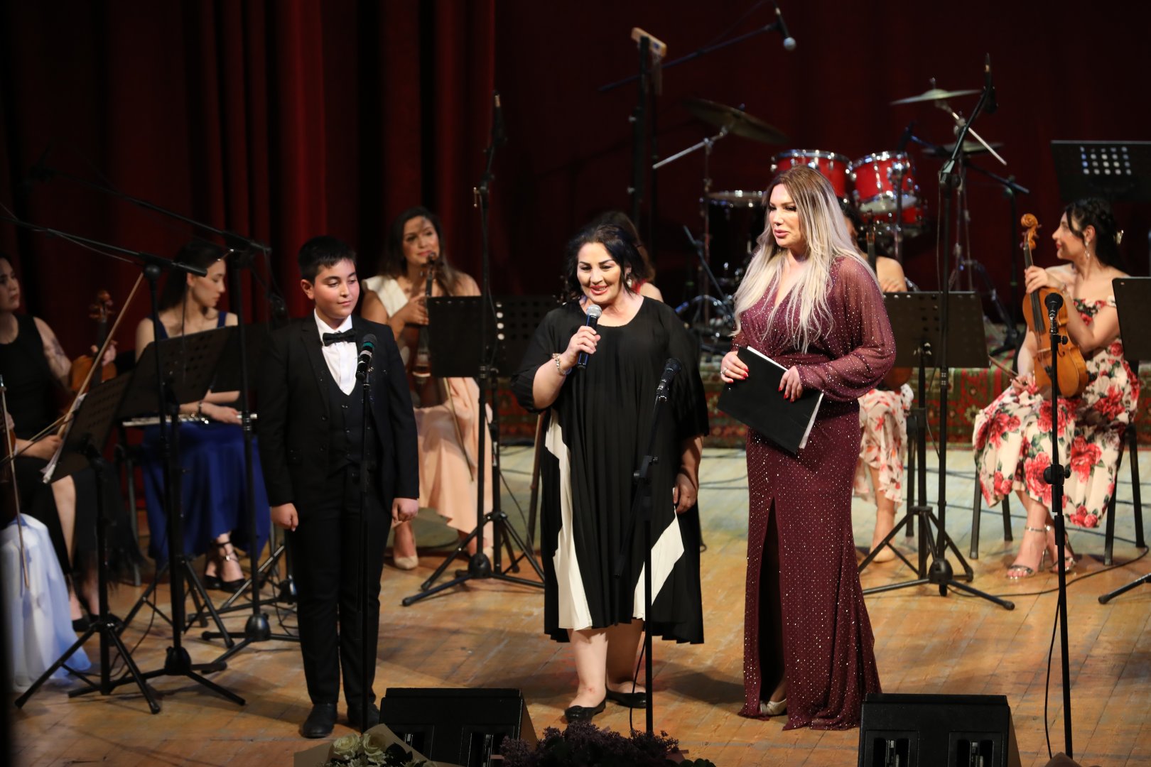 Концерт "Юные таланты" прошел в рамках Международного оперного фестиваля Фидан Гаджиевой (ФОТО)