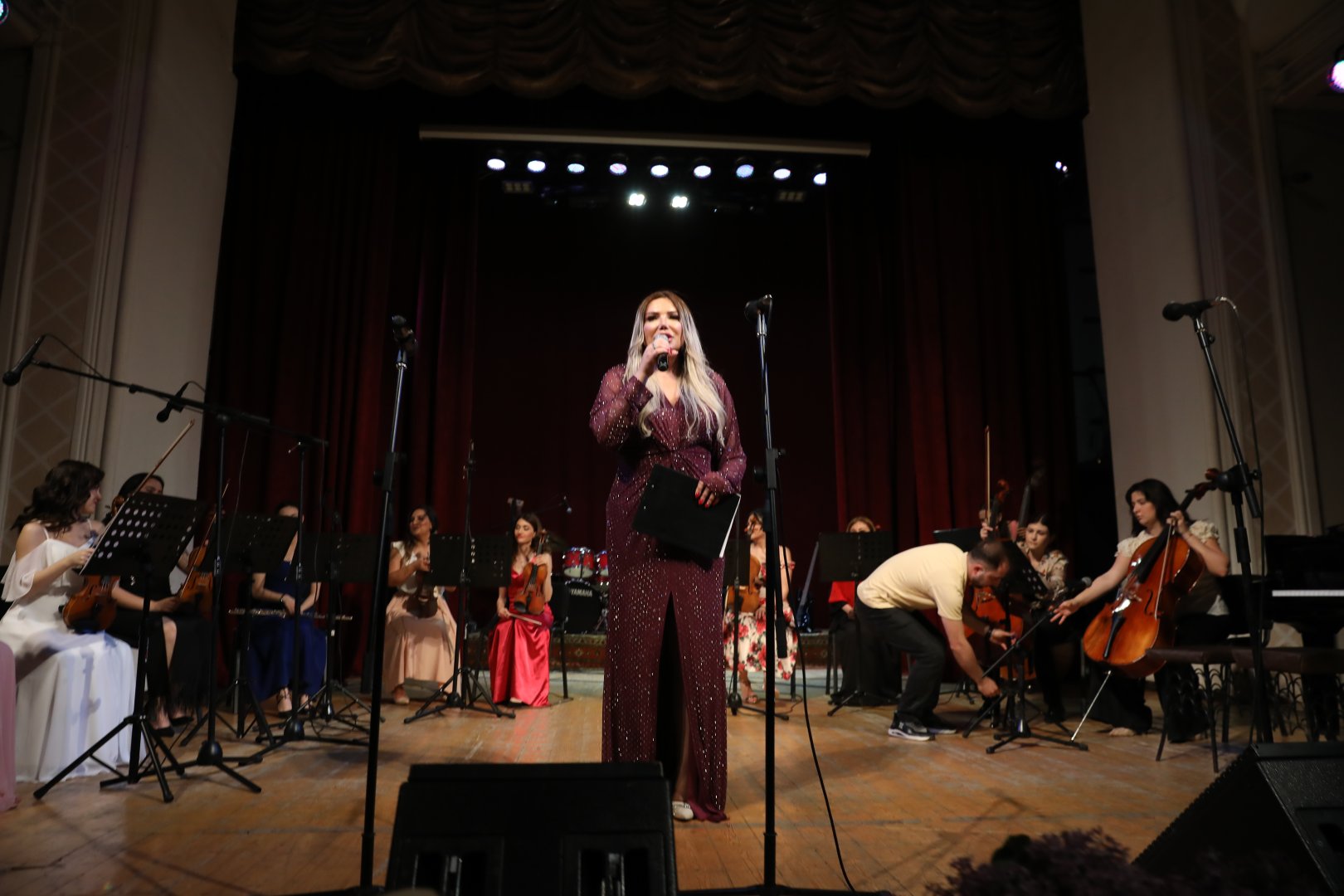 Концерт "Юные таланты" прошел в рамках Международного оперного фестиваля Фидан Гаджиевой (ФОТО)