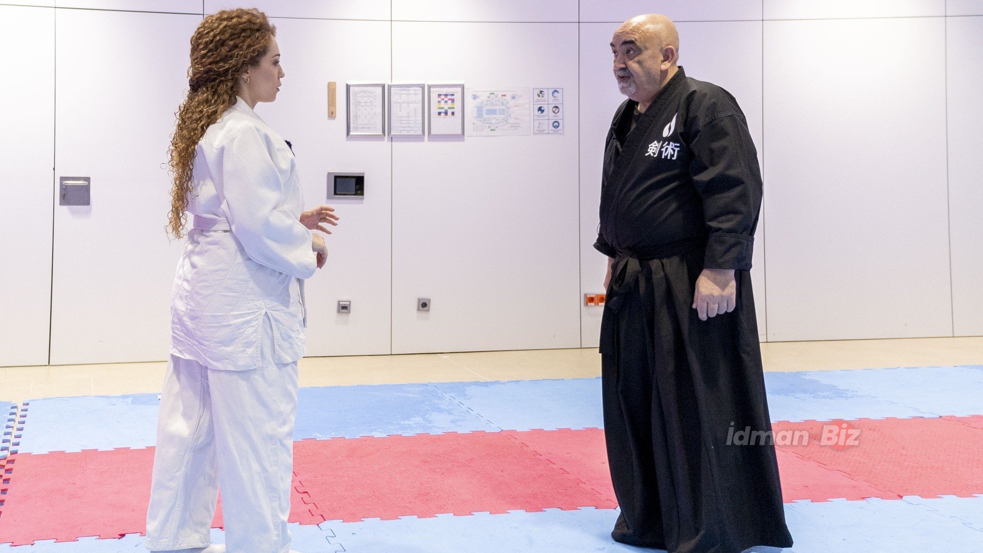 Ulduzlu İdman - азербайджанская Шакира в айкидо (ФОТО/ВИДЕО)