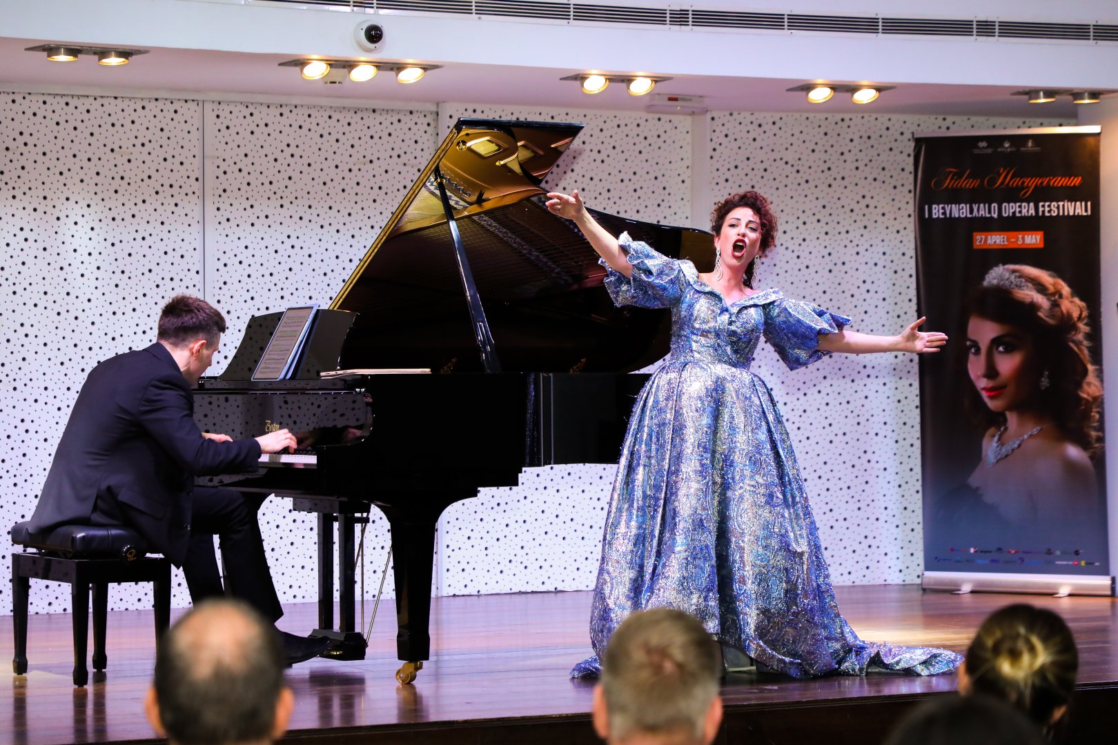 Вечер классической музыки в Баку с зарубежными звездами оперного искусства (ФОТО)