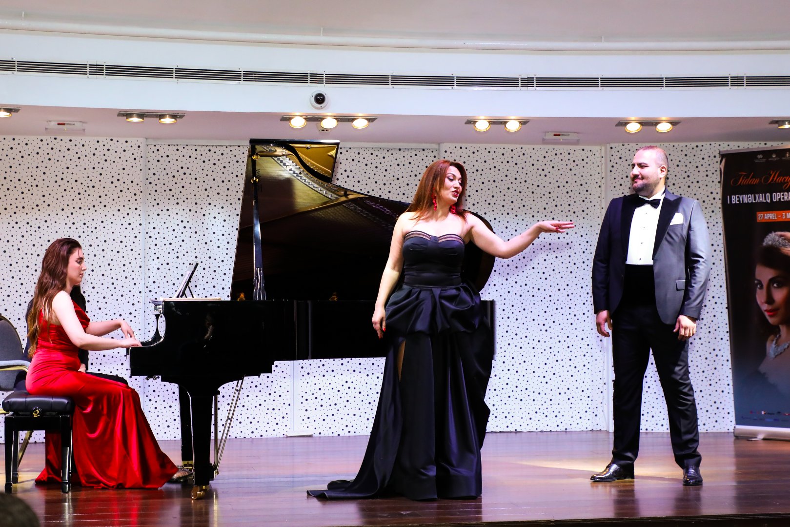 Вечер классической музыки в Баку с зарубежными звездами оперного искусства (ФОТО)
