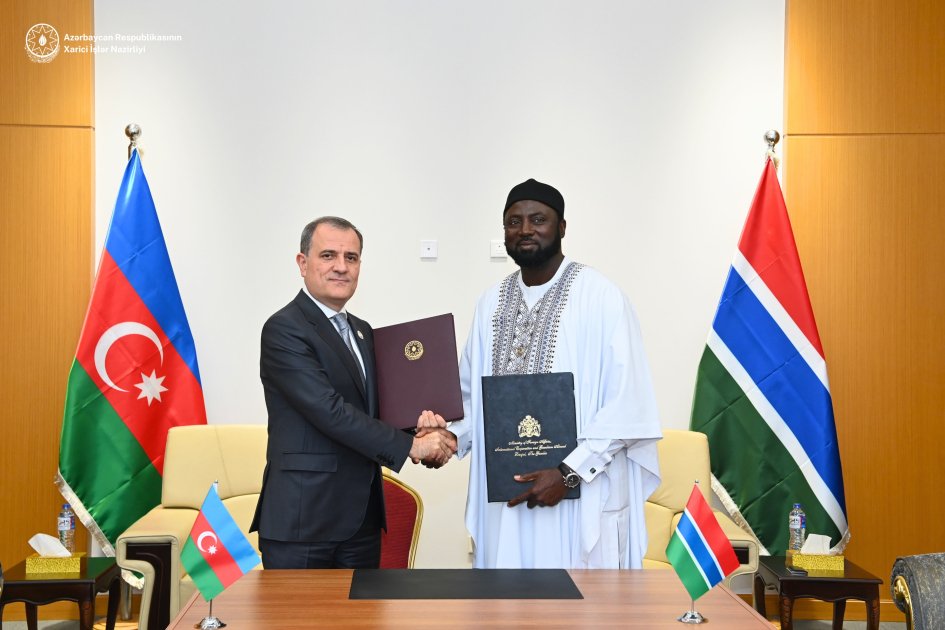 Азербайджан и Гамбия отменяют визовый режим для владельцев дипломатических паспортов (ФОТО)