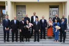 В Баку работникам нефтегазовой сферы предоставлены квартиры в новых домах (ФОТО)