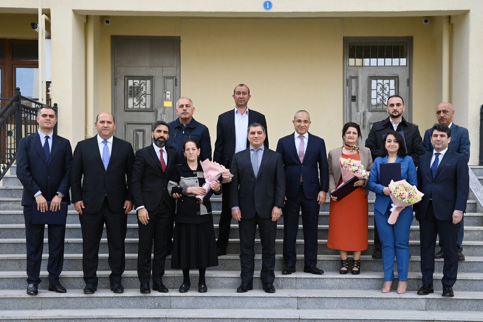 В Баку работникам нефтегазовой сферы предоставлены квартиры в новых домах (ФОТО)