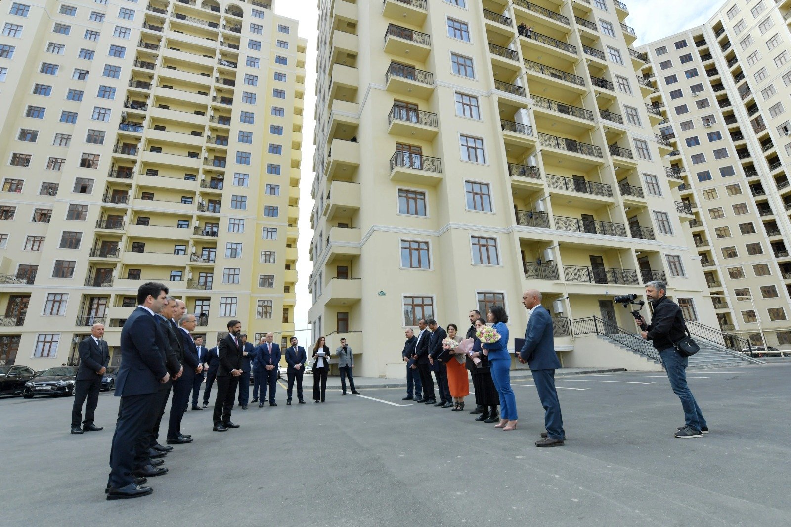 В Баку работникам нефтегазовой сферы предоставлены квартиры в новых домах (ФОТО)