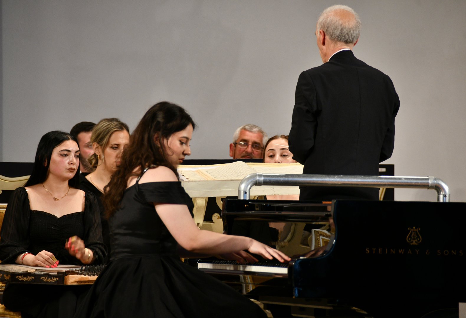 В Баку состоялся концерт студентов музыкального колледжа при Национальной консерватории (ФОТО)