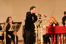 В Баку наступило сразу восемь времен года – любовь и страсть  (ФОТО)