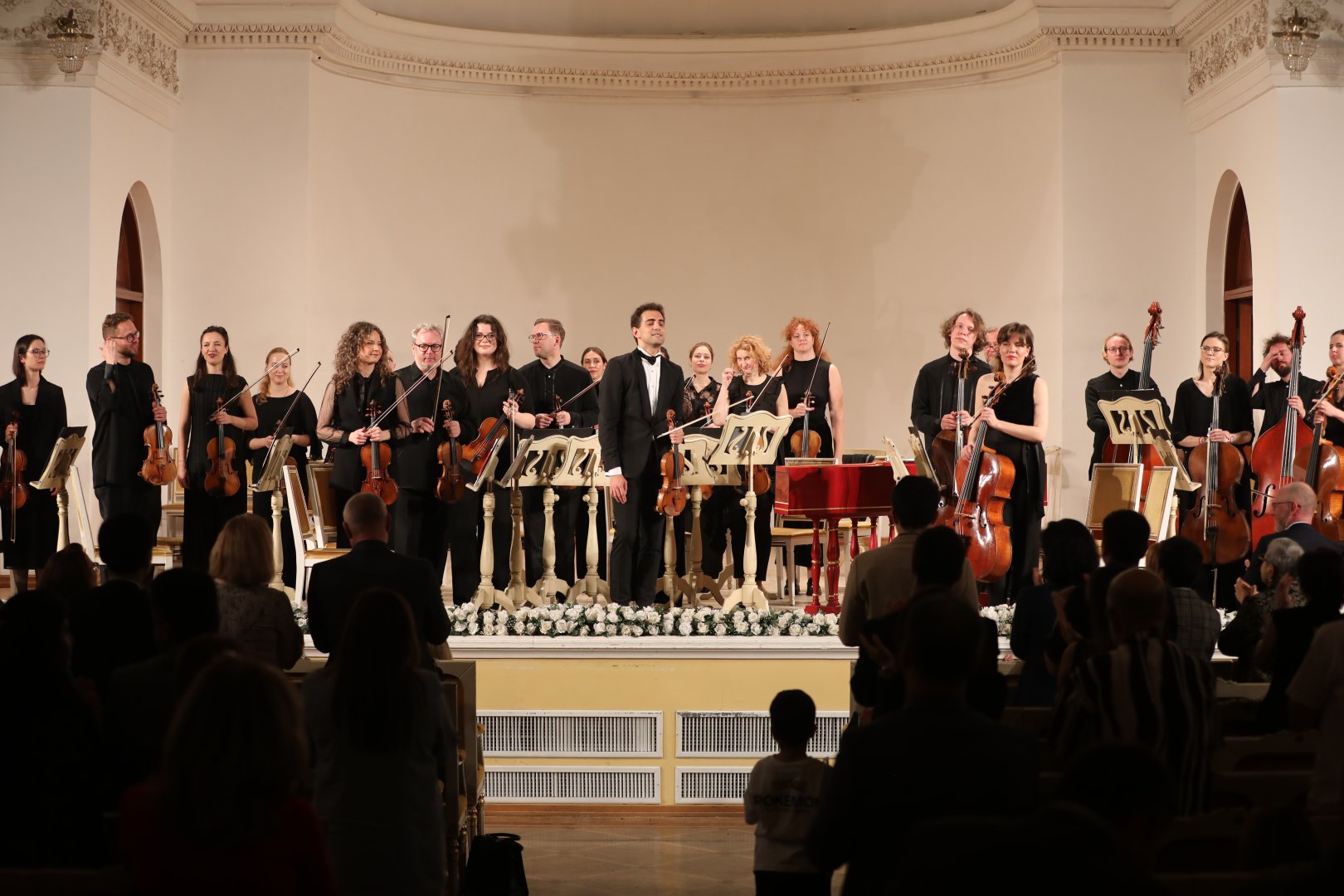 В Баку наступило сразу восемь времен года – любовь и страсть  (ФОТО)