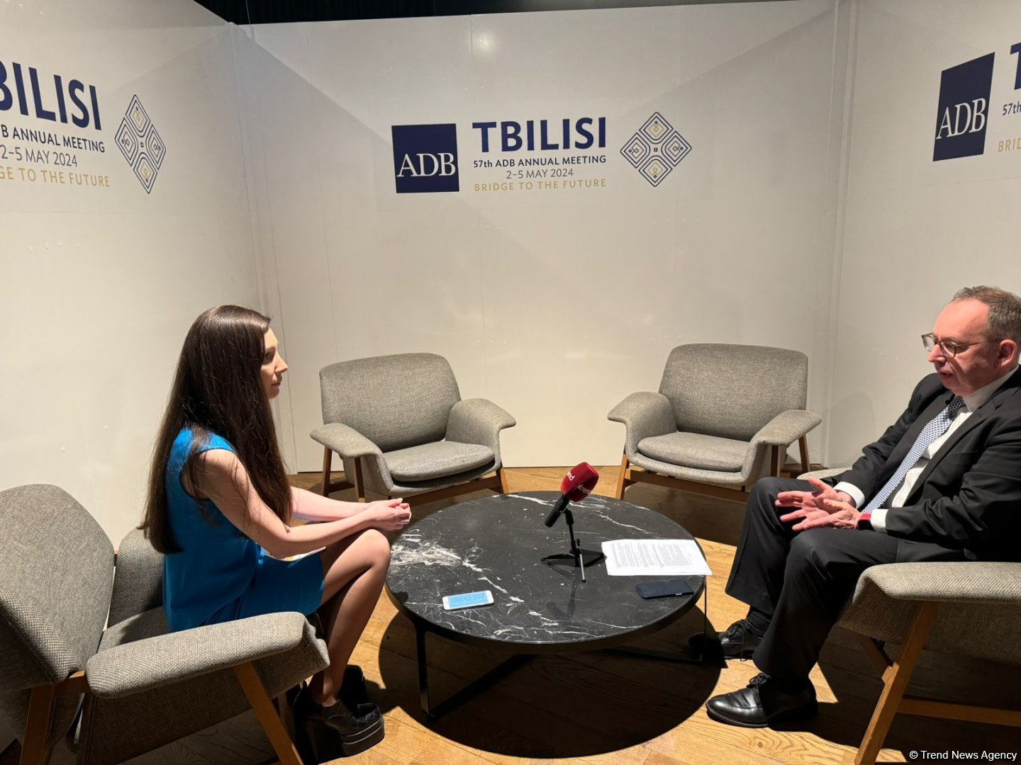 АБР утвердил пакет техпомощи Азербайджану для подготовки к COP29 - Евгений Жуков (Эксклюзивное интервью) (ФОТО)