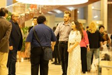 Потрясающий первый концерт Эльчина Азизова в Баку - море позитива, цветов и душевной атмосферы (ФОТО)