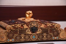 Сундуки, медальоны и украшения  - представлен проект  семьи Сардарлы (ФОТО)