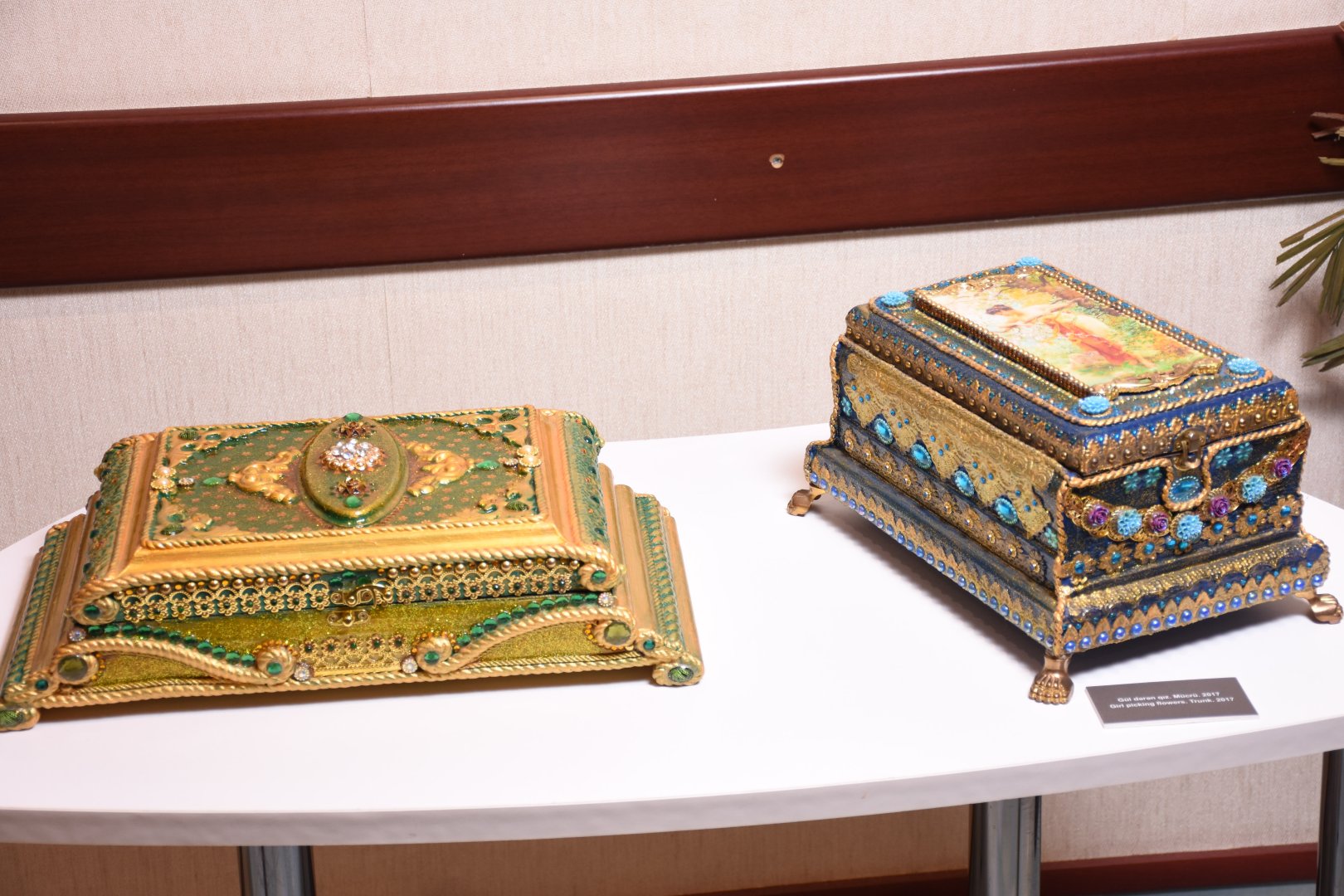 Сундуки, медальоны и украшения  - представлен проект  семьи Сардарлы (ФОТО)