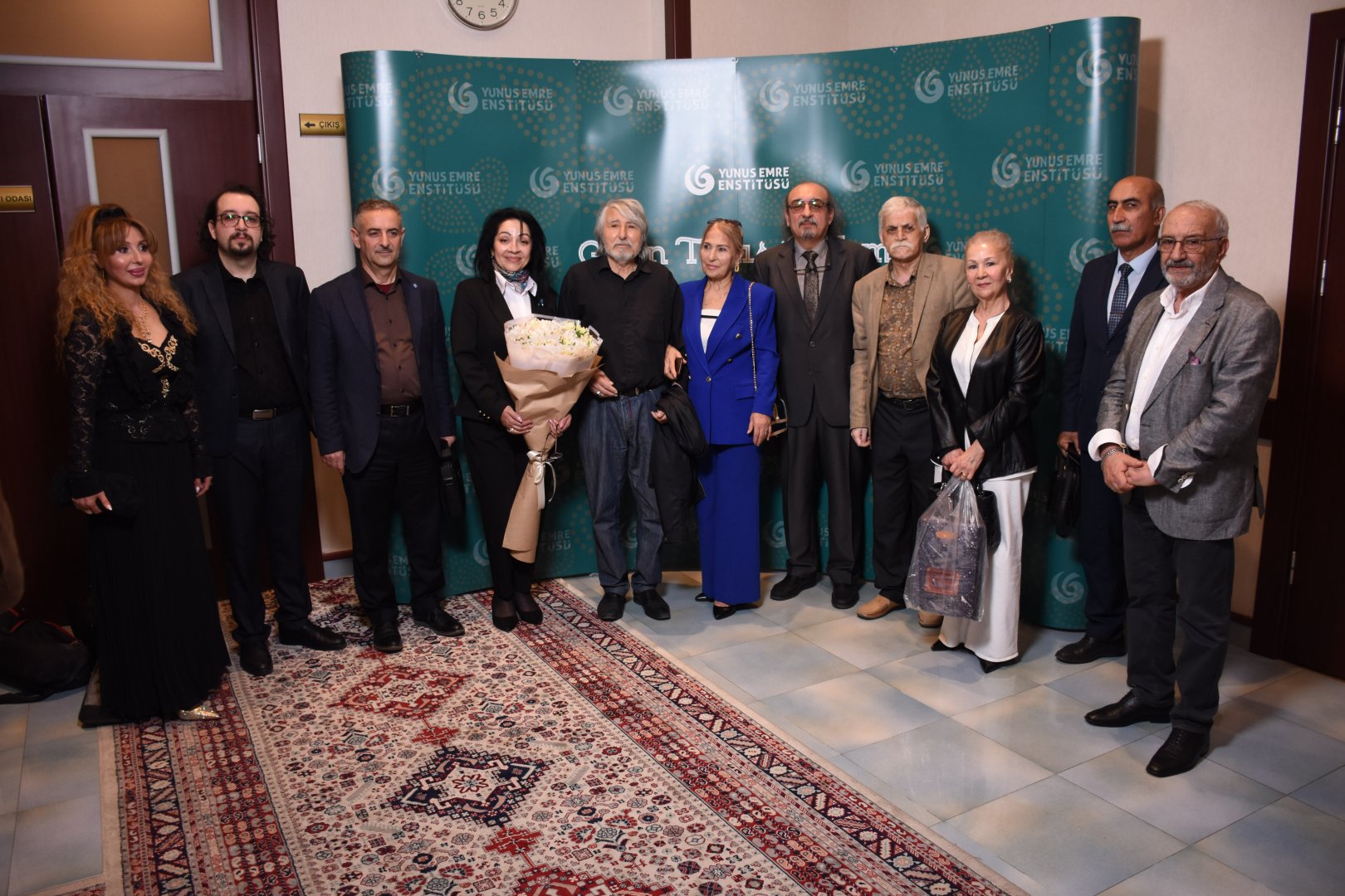 Сундуки, медальоны и украшения  - представлен проект  семьи Сардарлы (ФОТО)