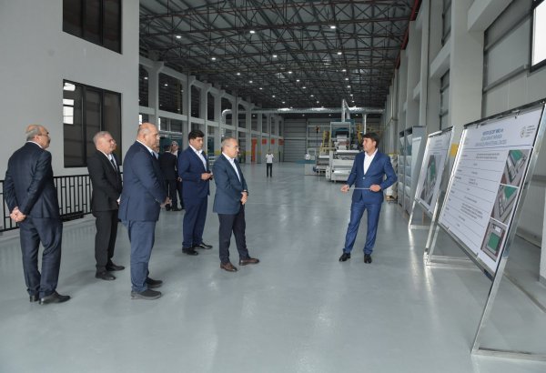 В Агдамском промышленном парке создается инфраструктурная сеть (ФОТО)