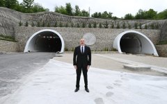 Президент Ильхам Алиев ознакомился с работами, проводимыми на автомобильной дороге Ахмедбейли-Физули-Шуша, принял участие в открытии первого тоннеля (ВИДЕО/ФОТО)