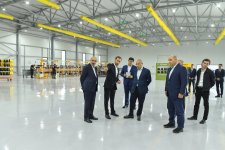 В Агдамском промышленном парке создается инфраструктурная сеть (ФОТО)