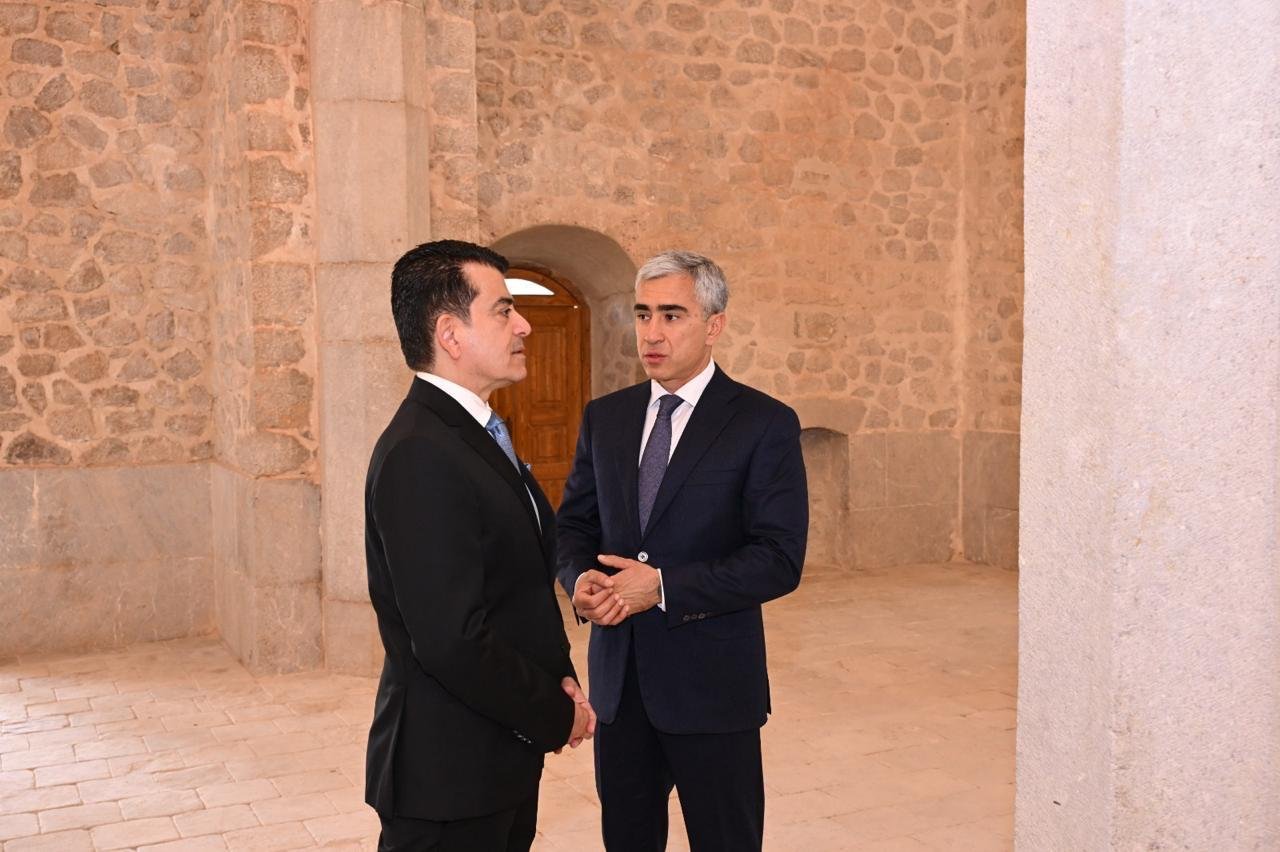 Подписан меморандум о сотрудничестве между Фондом Гейдара Алиева и ИСЕСКО (ФОТО)