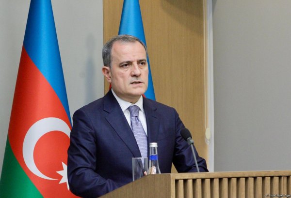Установление бизнес-связей между регионами Азербайджана и Словении будет полезным для диверсификации сотрудничества  - Джейхун Байрамов