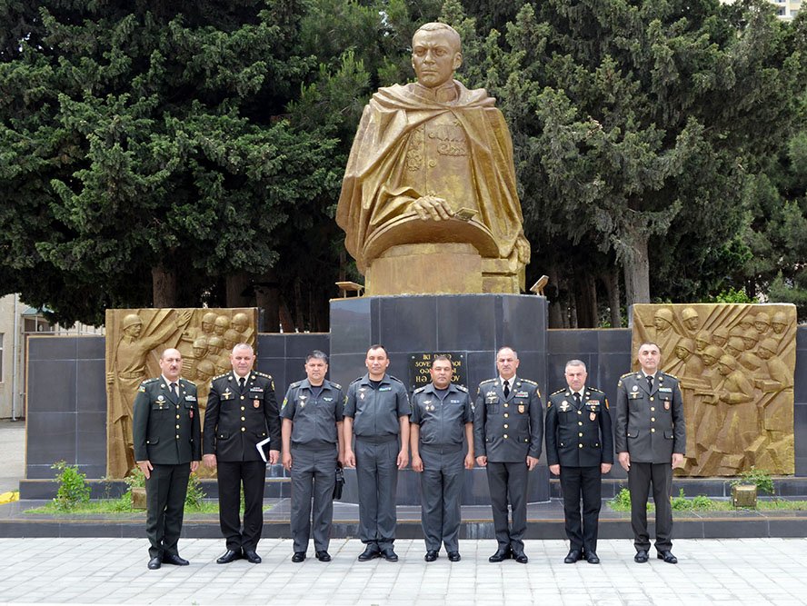 Состоялась рабочая встреча военных специалистов Азербайджана и Узбекистана (ФОТО)