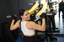 Певица Рилая "в законе" показала как создать идеальную фигуру - только на İdman.Biz TV  (ВИДЕО, ФОТО)