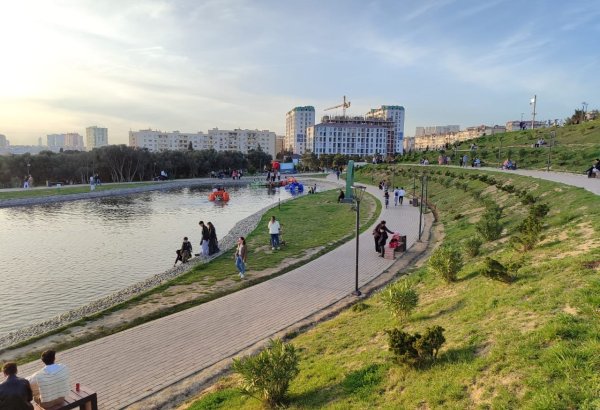 В Баку строятся новые мегапарки