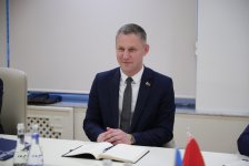 Анар Гулиев провел рабочую встречу с министром архитектуры и строительства Беларуси (ФОТО)