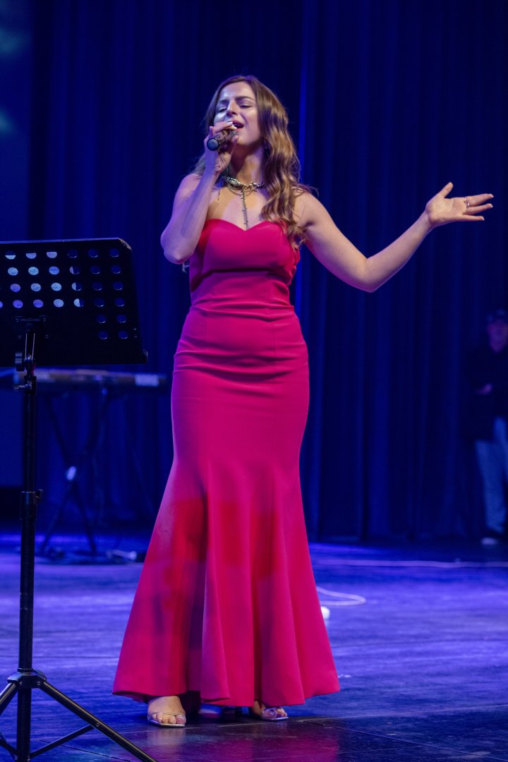 Невероятная энергетика и  проникновенные песни - звезды азербайджанского шансона на одной сцене (ФОТО)