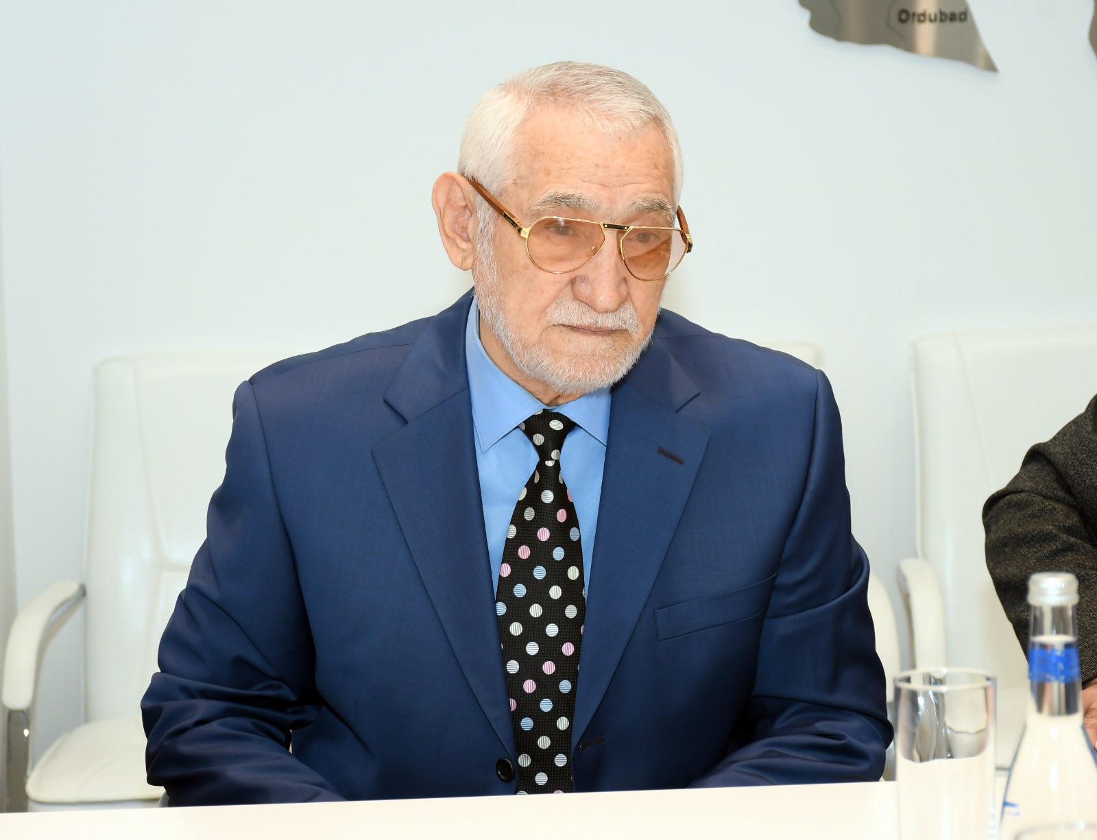 В министерстве культуры состоялась встреча с народным артистом Абдулом Махмудбековым (ФОТО)