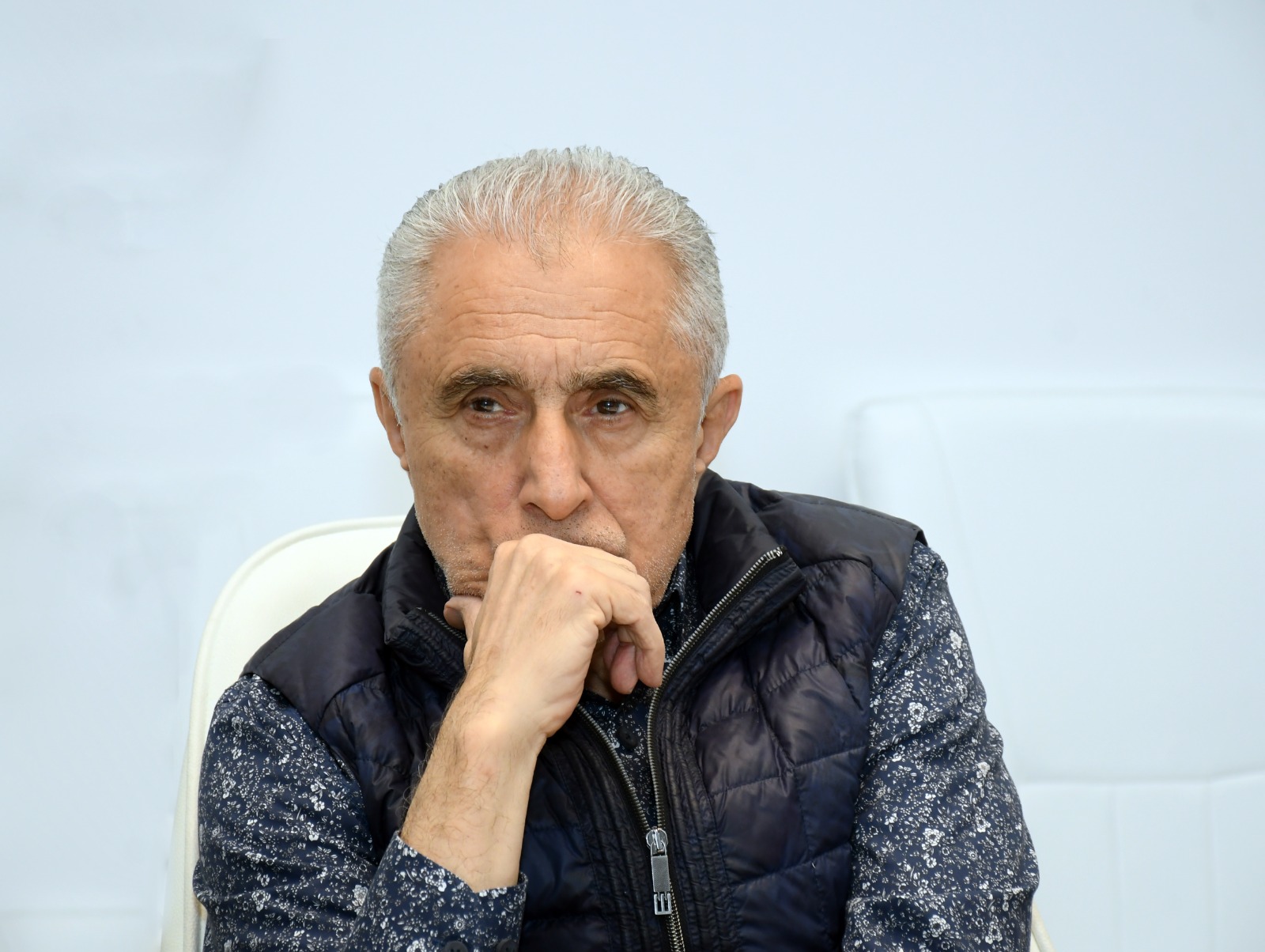 В министерстве культуры состоялась встреча с народным артистом Абдулом Махмудбековым (ФОТО)