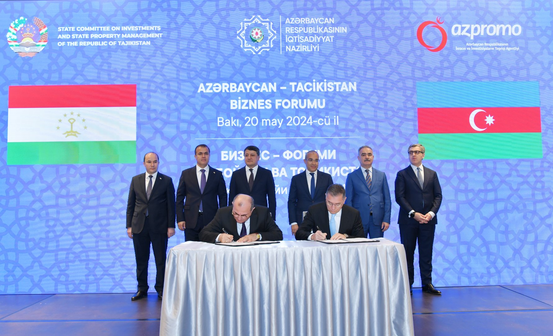 Таджикистан и Азербайджан подписали ряд документов о сотрудничестве (ФОТО)