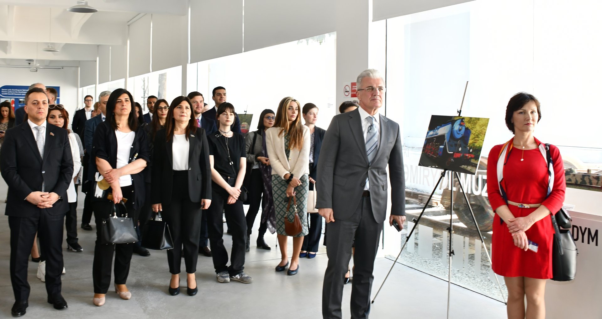 Из Чехии в Азербайджан по красочным железным дорогам (ФОТО)