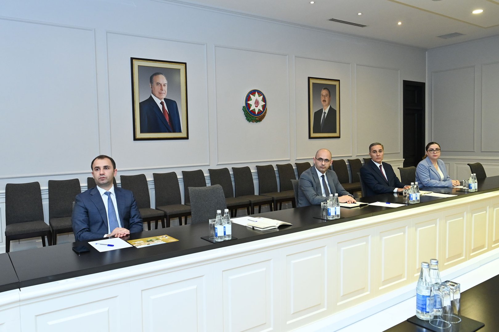 Ректор Карабахского университета представлен коллективу минобразования Азербайджана (ФОТО)