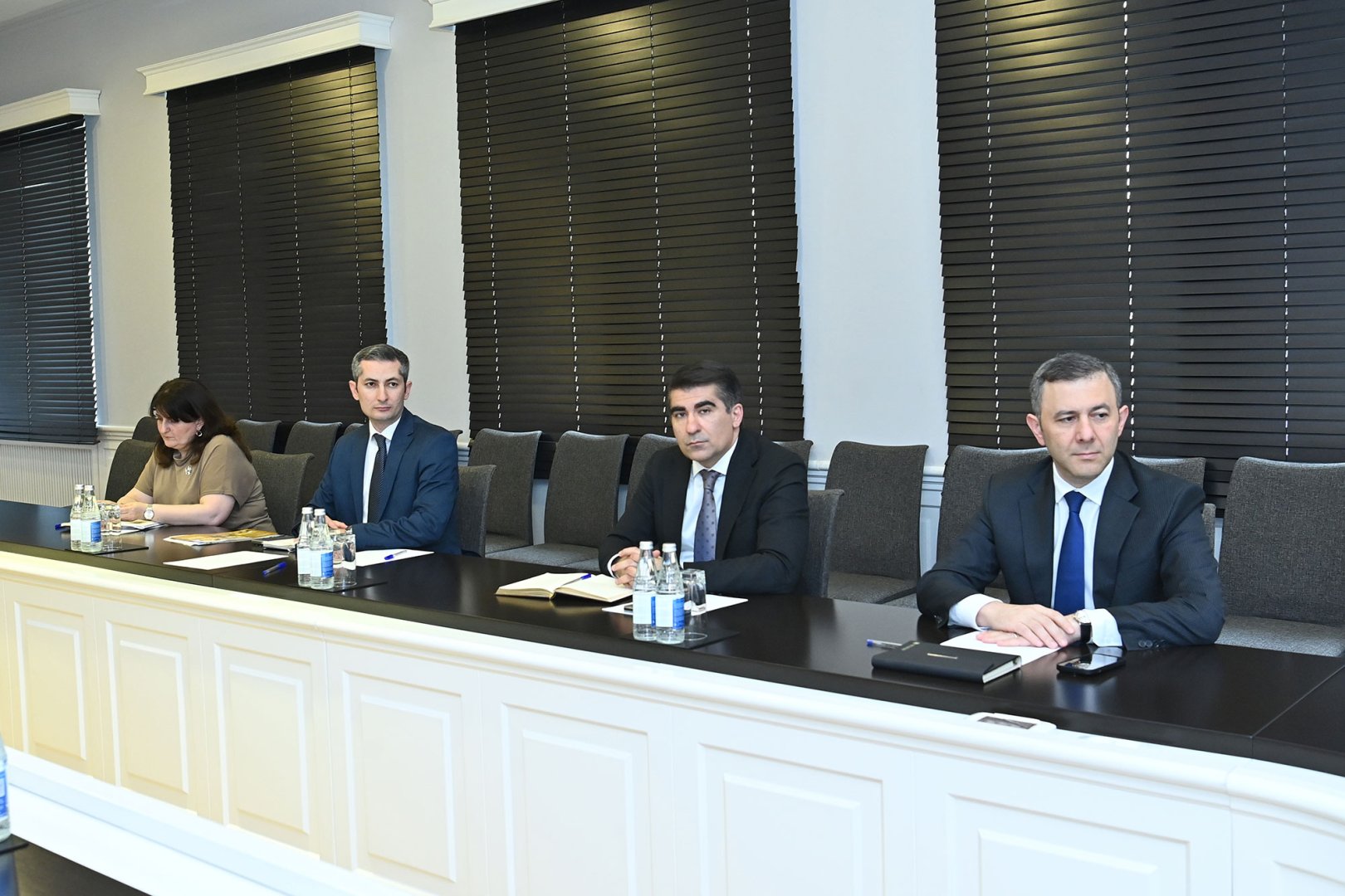 Ректор Карабахского университета представлен коллективу минобразования Азербайджана (ФОТО)