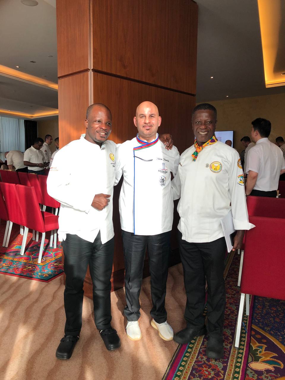 1+2+7. Вкусный вояж азербайджанцев в Шарджу (ФОТО)