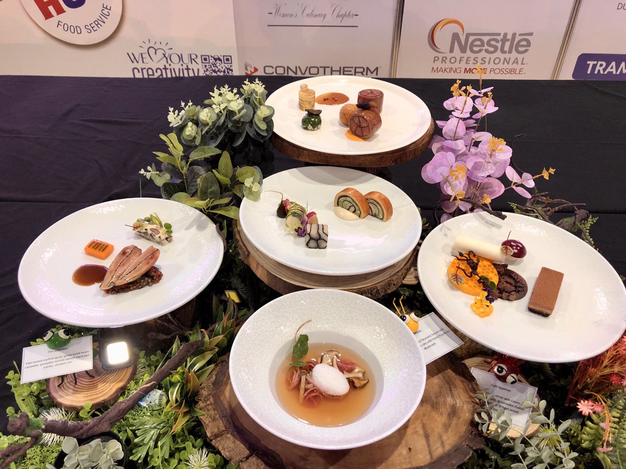 1+2+7. Вкусный вояж азербайджанцев в Шарджу (ФОТО)